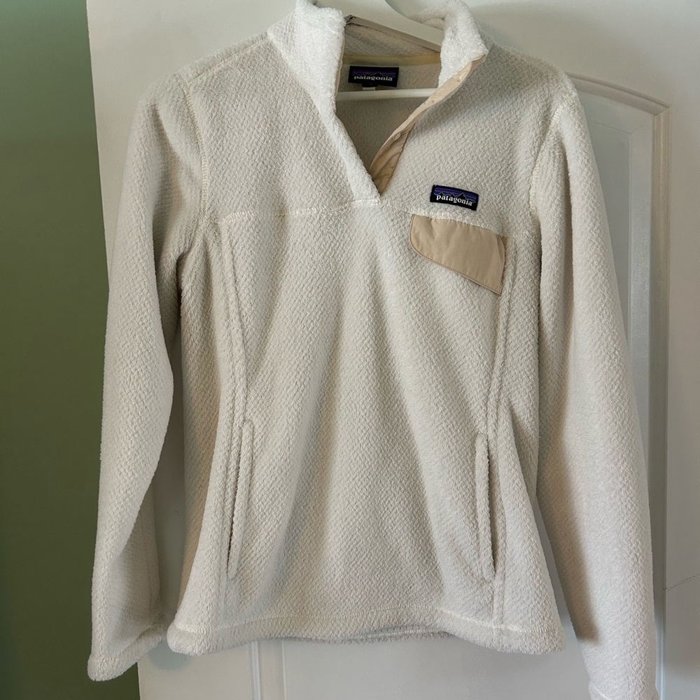 Patagonia Women's Off-White Fleece Sweater